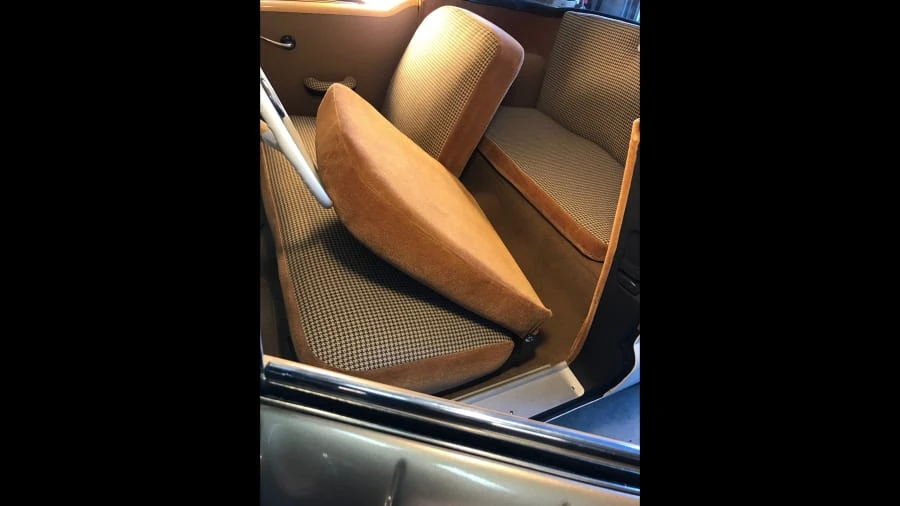 1962 Nash Metropolitan - Image 5 of 7