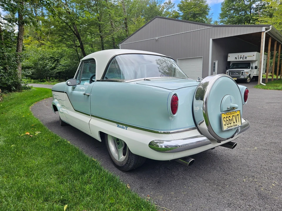 1962 Nash Metropolitan - Image 4 of 17