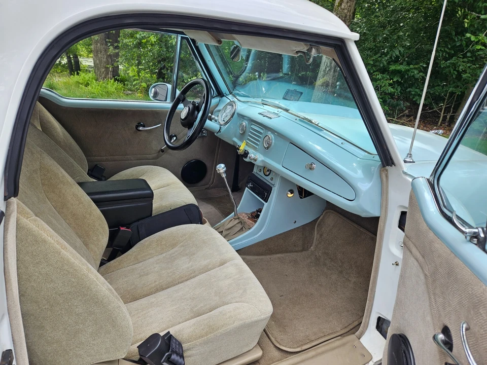 1962 Nash Metropolitan - Image 13 of 17