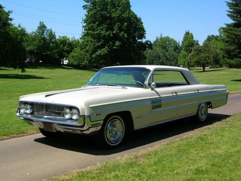 1962 Oldsmobile 98 - Image 2 of 5