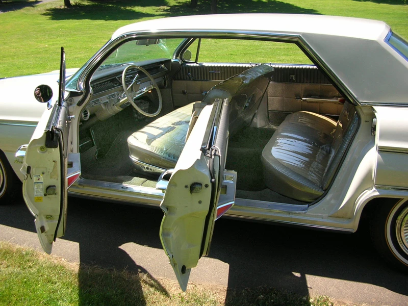 1962 Oldsmobile 98 - Image 4 of 5
