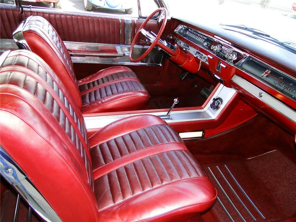 1962 Oldsmobile Starfire - Image 4 of 5