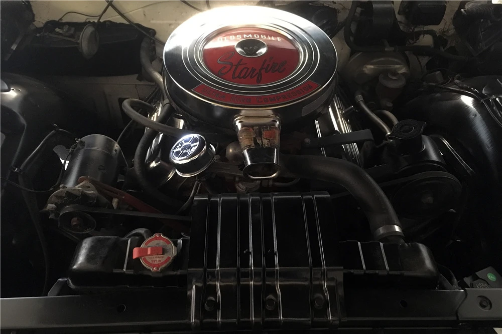 1962 Oldsmobile Starfire - Image 3 of 5