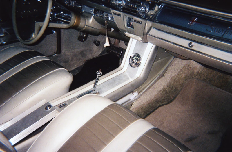 1962 Oldsmobile Starfire - Image 4 of 4