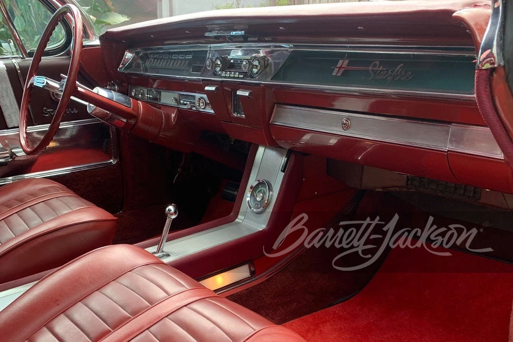 1962 Oldsmobile Starfire - Image 8 of 15