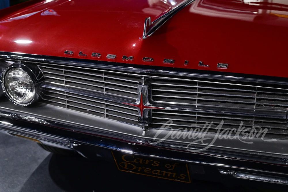 1962 Oldsmobile Starfire - Image 7 of 19