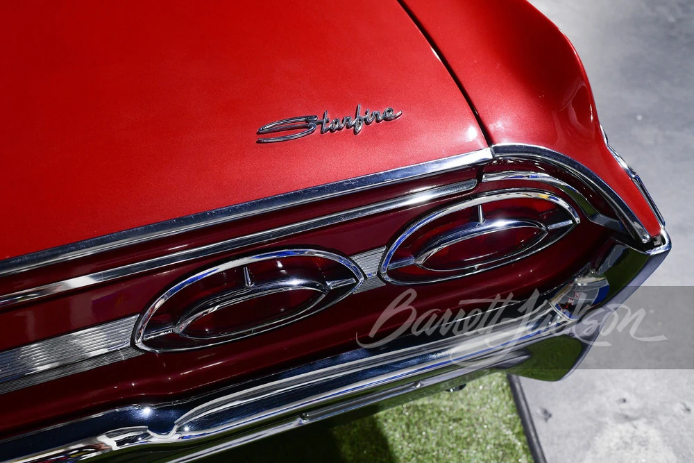 1962 Oldsmobile Starfire - Image 14 of 19