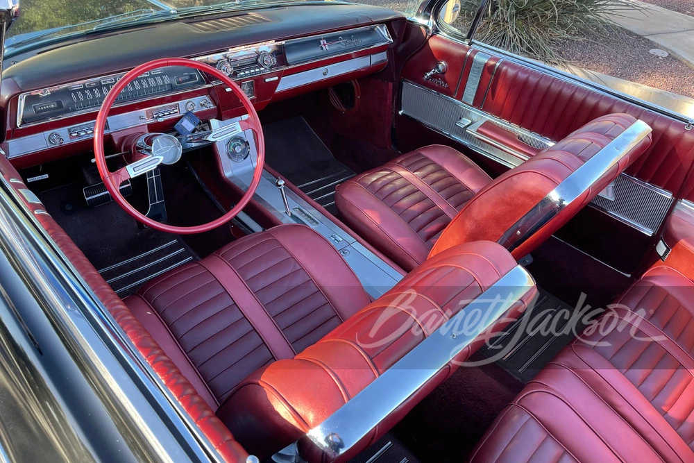 1962 Oldsmobile Starfire - Image 3 of 7