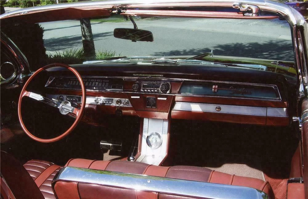 1962 Oldsmobile Starfire - Image 3 of 4