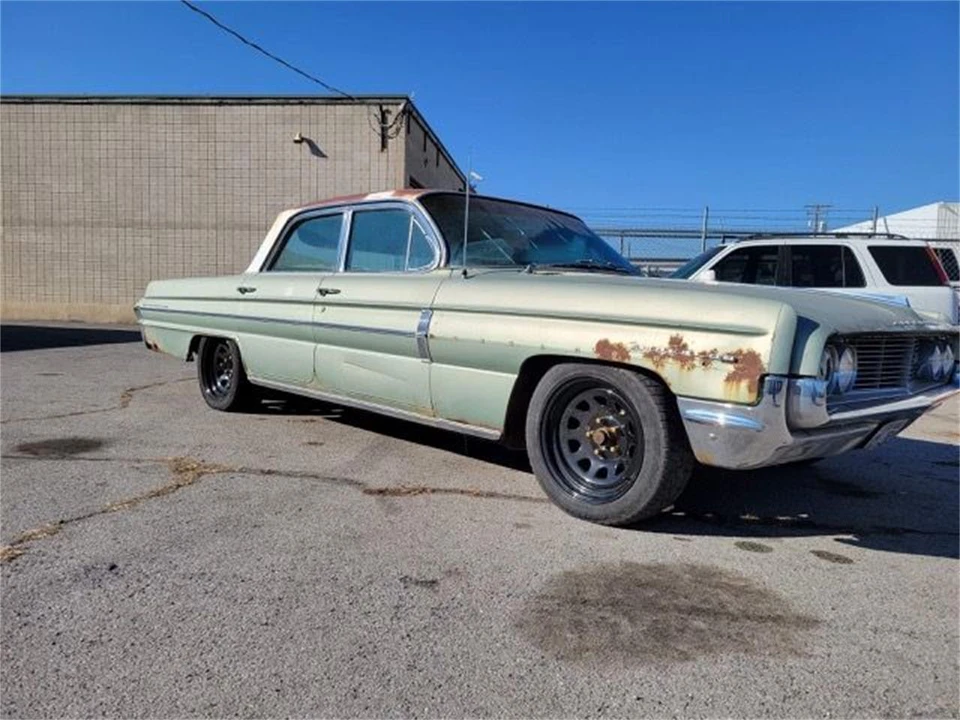 1962 Oldsmobile 88 - Image 15 of 24