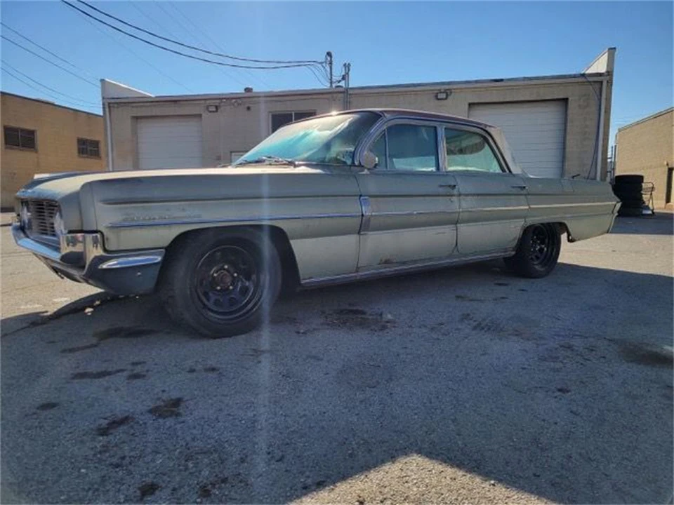 1962 Oldsmobile 88 - Image 21 of 24
