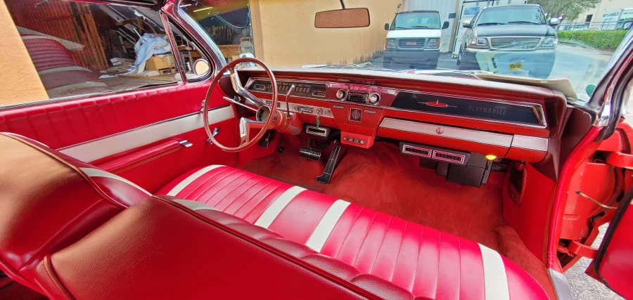 1962 Oldsmobile 88 - Image 7 of 9