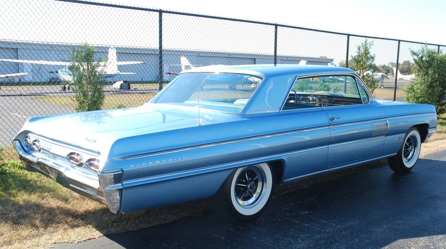 1962 Oldsmobile 98 - Image 11 of 12