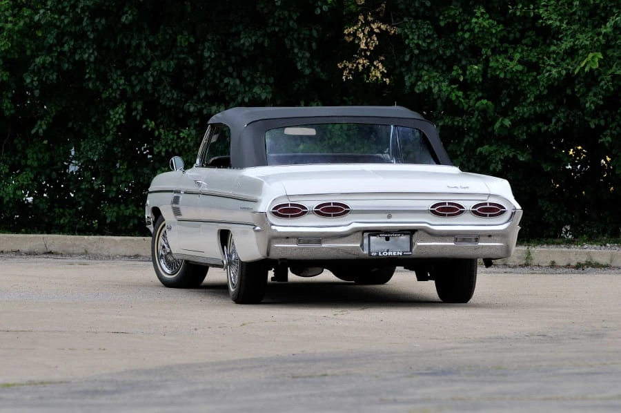 1962 Oldsmobile 98 - Image 11 of 12