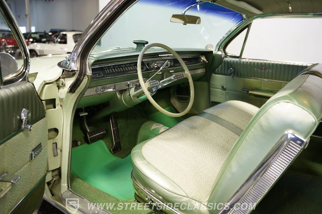 1962 Oldsmobile 98 - Image 5 of 12