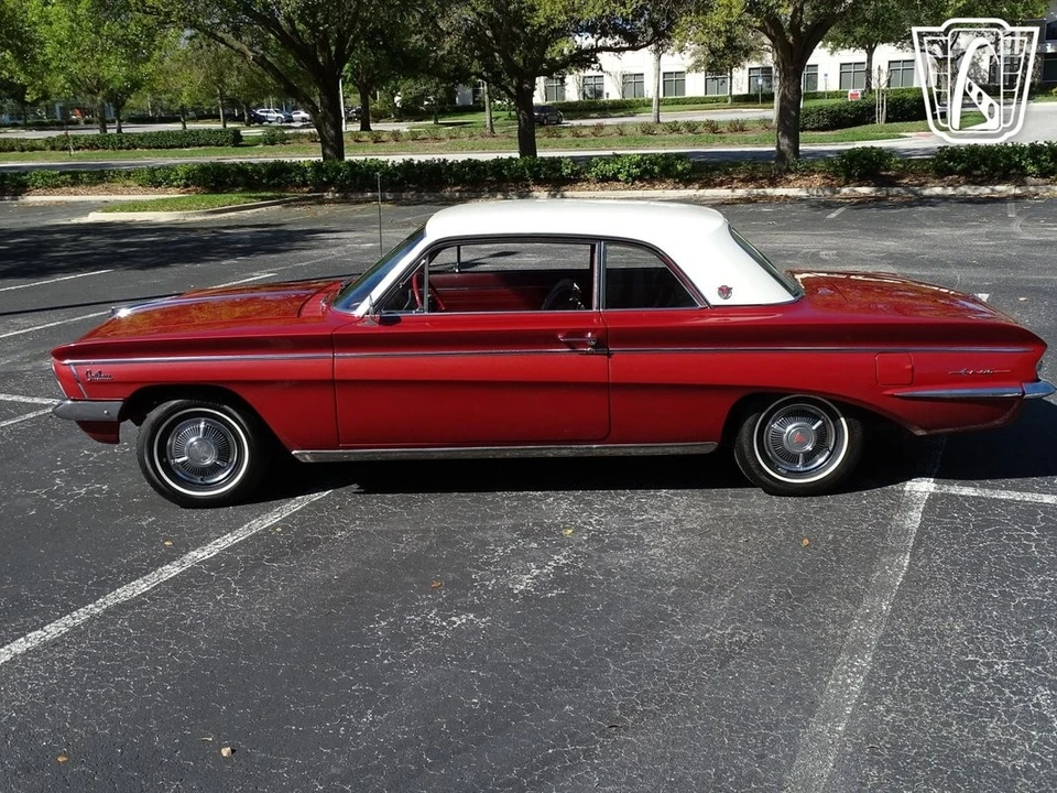 1962 Oldsmobile Cutlass 1st Gen - Image 10 of 12