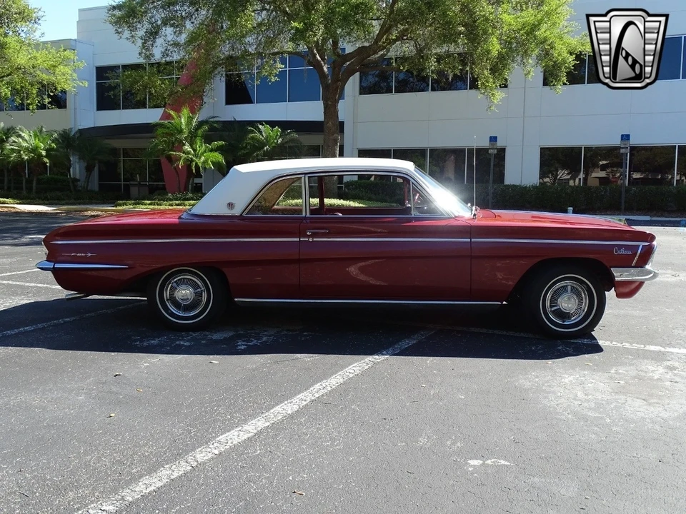 1962 Oldsmobile Cutlass 1st Gen - Image 10 of 12