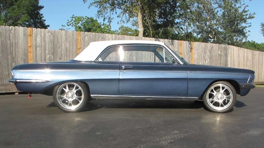 1962 Oldsmobile F-85 & Jetfire - Image 2 of 11