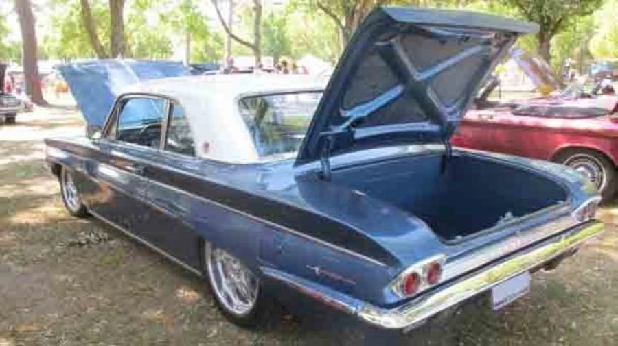 1962 Oldsmobile F-85 & Jetfire - Image 9 of 11