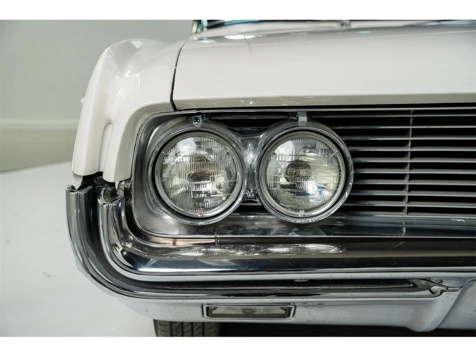 1962 Oldsmobile 88 - Image 9 of 31