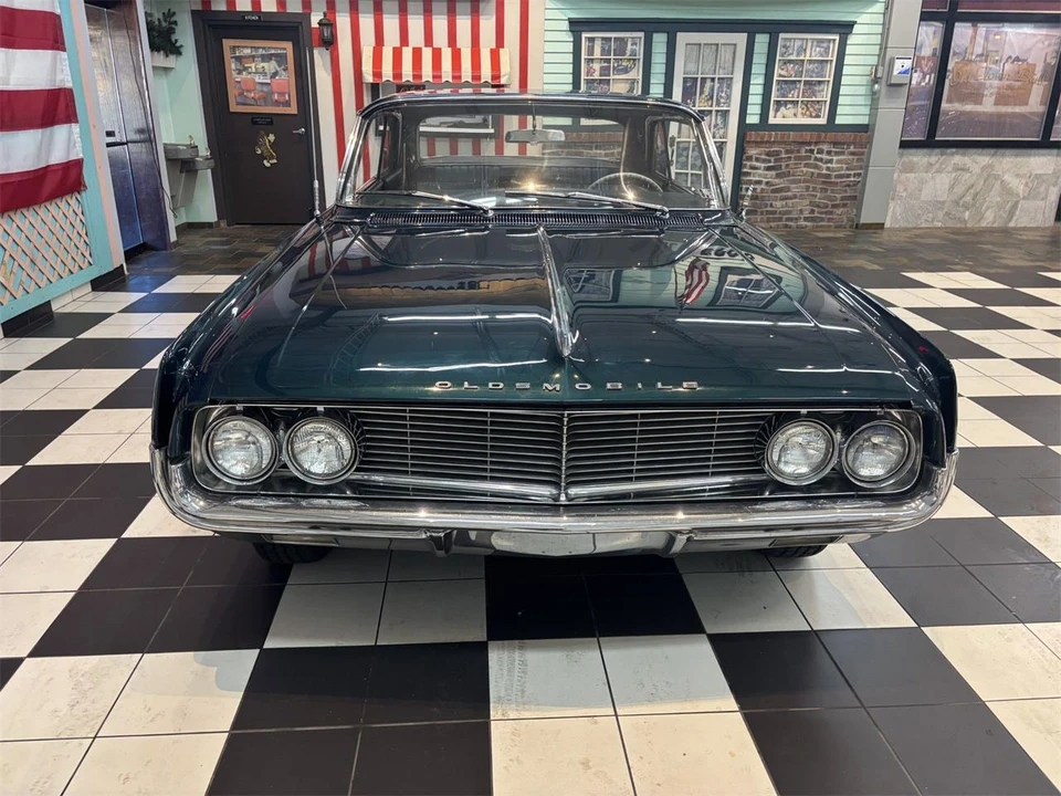 1962 Oldsmobile 88 - Image 24 of 31
