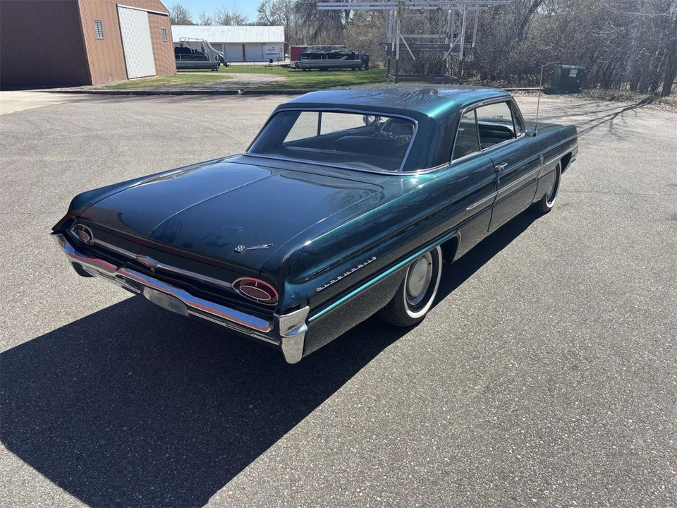 1962 Oldsmobile 88 - Image 16 of 31