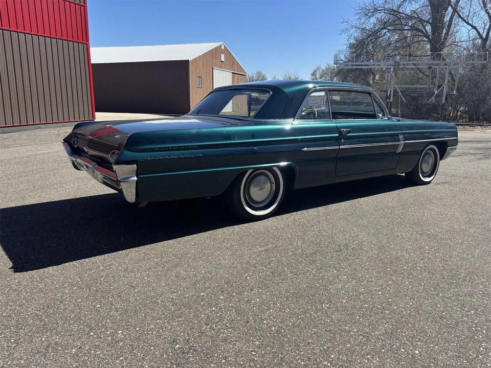 1962 Oldsmobile 88 - Image 5 of 31