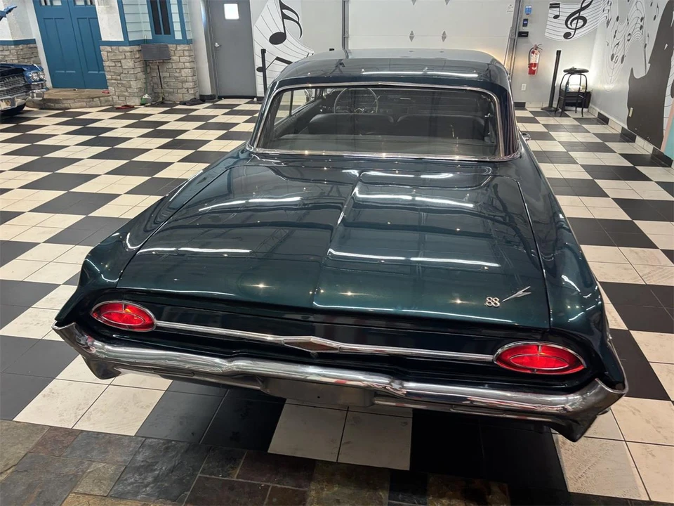 1962 Oldsmobile 88 - Image 7 of 31