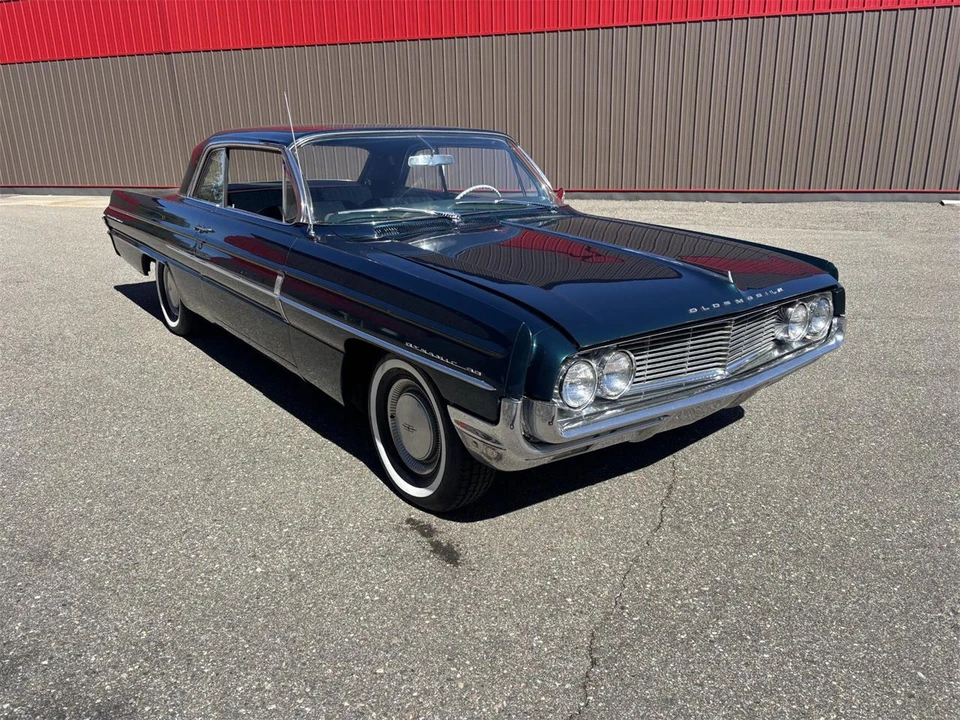 1962 Oldsmobile 88 - Image 25 of 31