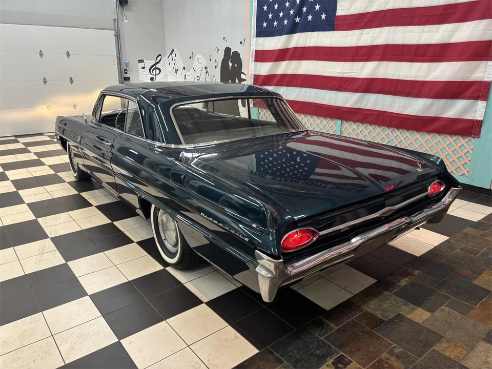 1962 Oldsmobile 88 - Image 27 of 31