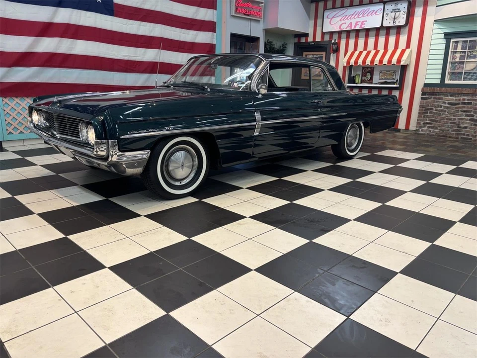 1962 Oldsmobile 88 - Image 3 of 31
