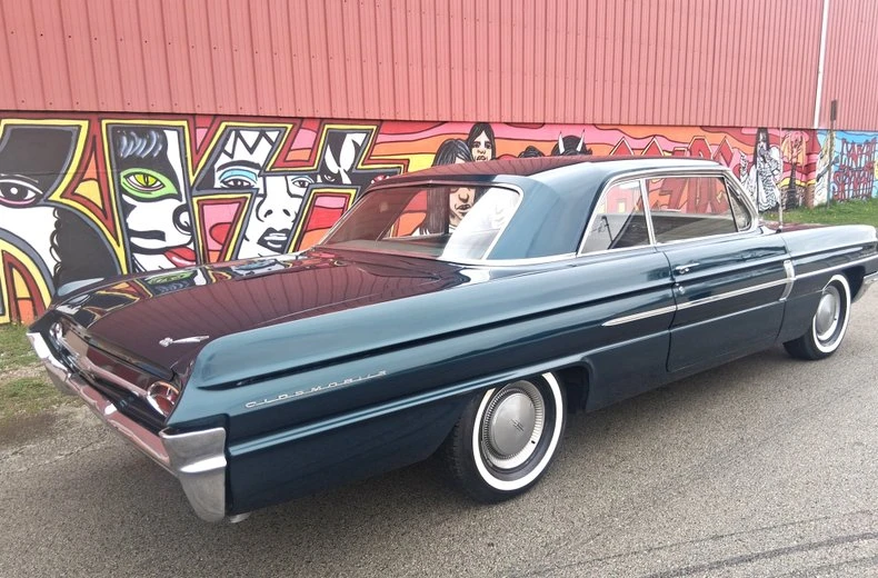 1962 Oldsmobile 88 - Image 3 of 18