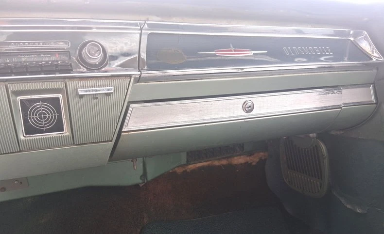 1962 Oldsmobile 88 - Image 14 of 18