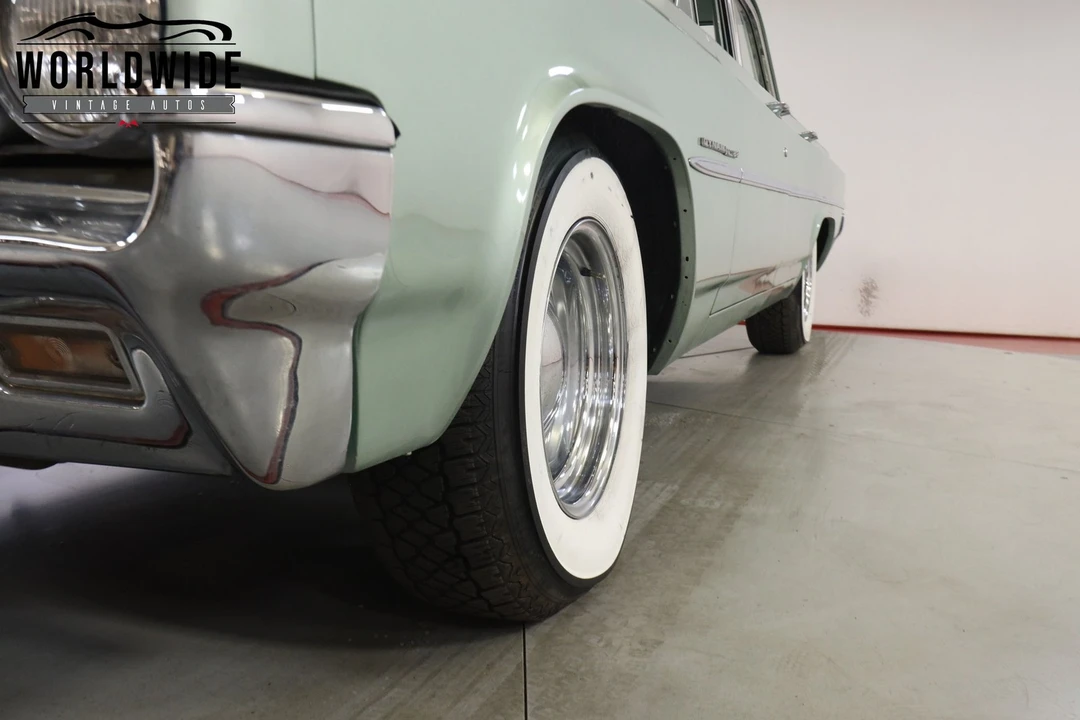 1962 Oldsmobile 88 - Image 11 of 12