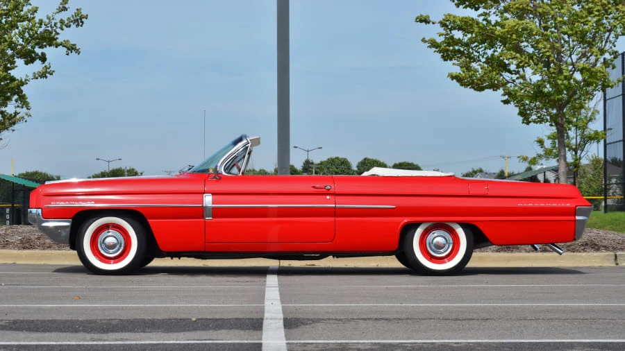 1962 Oldsmobile 88 - Image 2 of 8