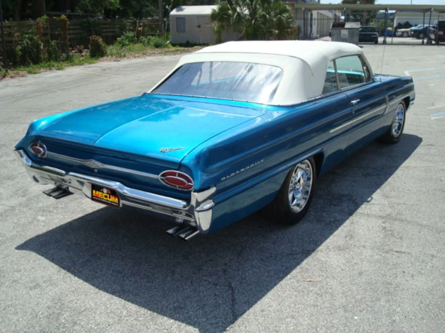 1962 Oldsmobile 88 - Image 7 of 8