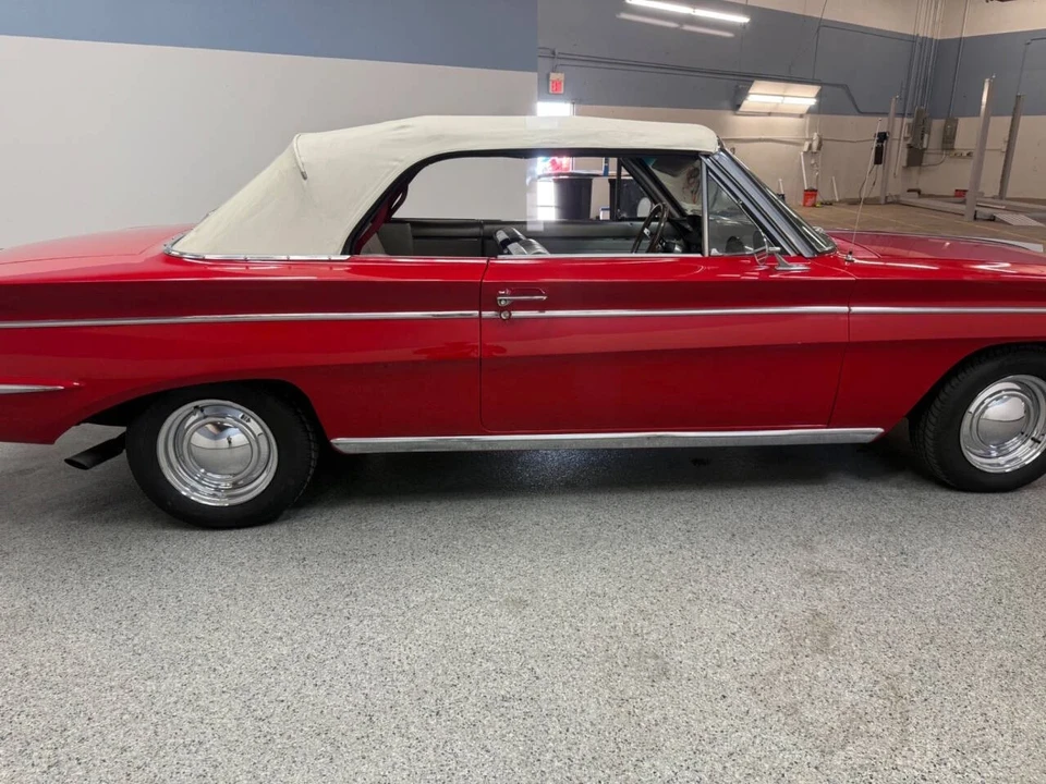1962 Oldsmobile F-85 & Jetfire - Image 8 of 12