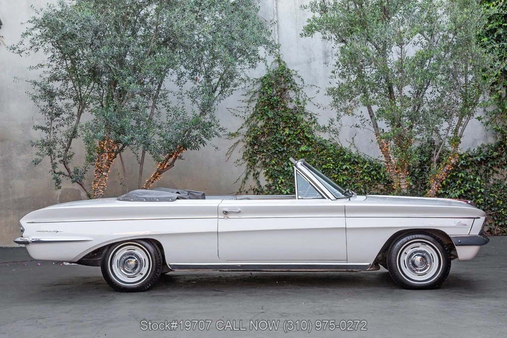 1962 Oldsmobile F-85 & Jetfire - Image 5 of 12