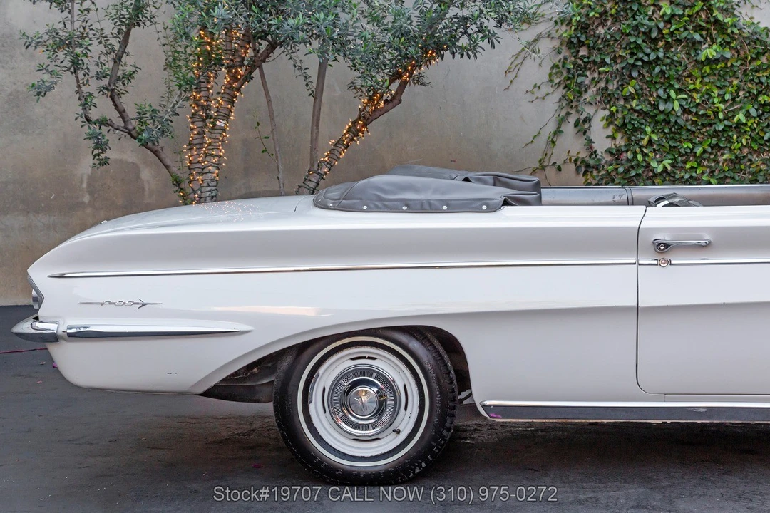 1962 Oldsmobile Cutlass 1st Gen - Image 19 of 31