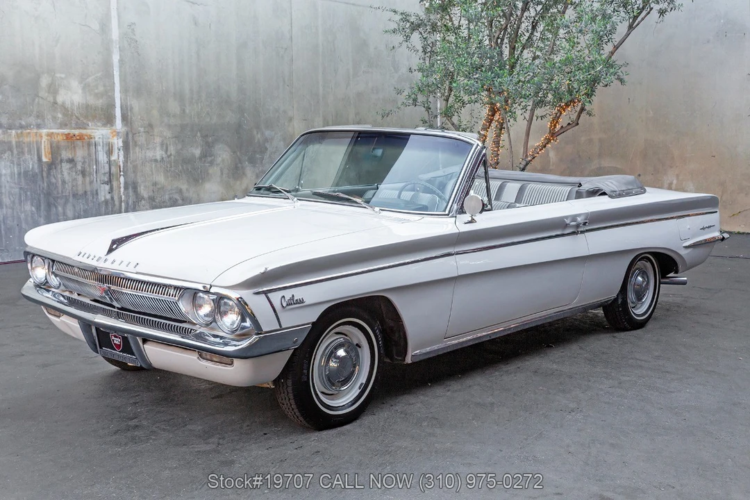 1962 Oldsmobile Cutlass 1st Gen - Image 10 of 31