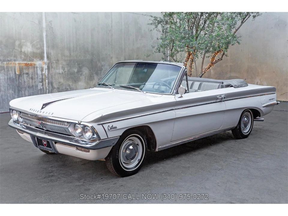 1962 Oldsmobile Cutlass 1st Gen - Image 8 of 31
