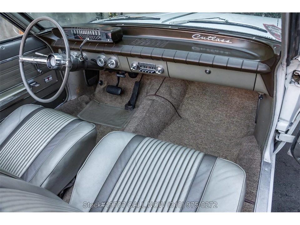 1962 Oldsmobile Cutlass 1st Gen - Image 28 of 31