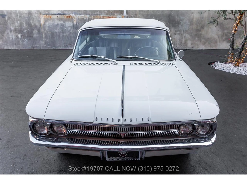 1962 Oldsmobile Cutlass 1st Gen - Image 9 of 31