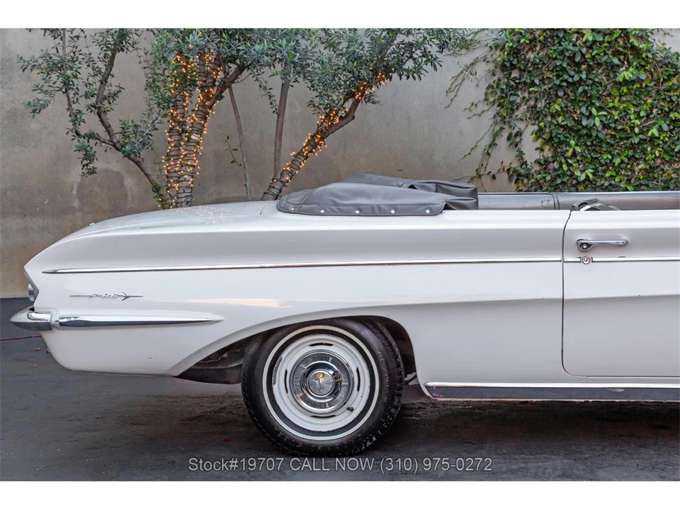 1962 Oldsmobile Cutlass 1st Gen - Image 17 of 31