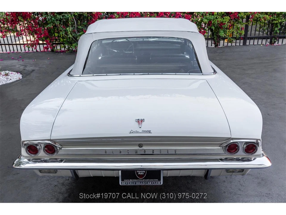 1962 Oldsmobile Cutlass 1st Gen - Image 11 of 31