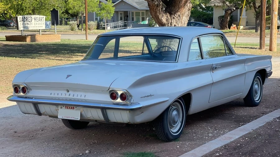 1962 Oldsmobile F-85 & Jetfire - Image 17 of 18