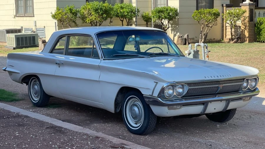 1962 Oldsmobile F-85 & Jetfire - Image 4 of 16