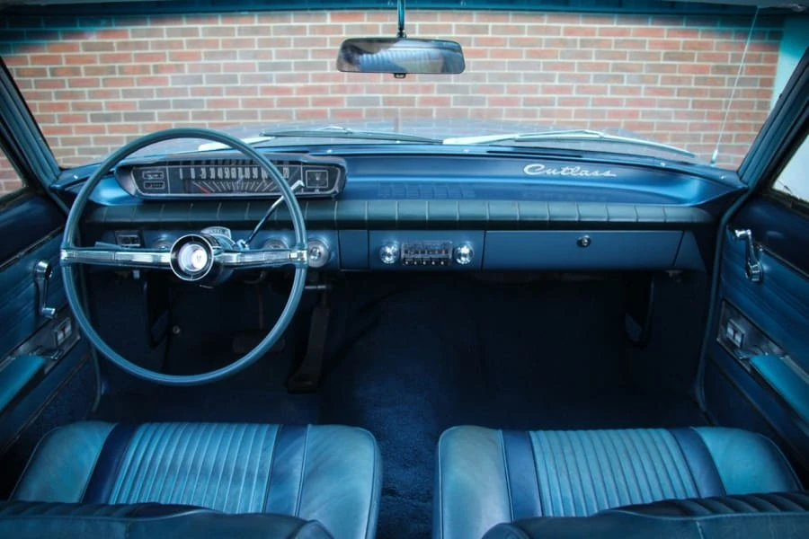 1962 Oldsmobile F-85 & Jetfire - Image 5 of 9