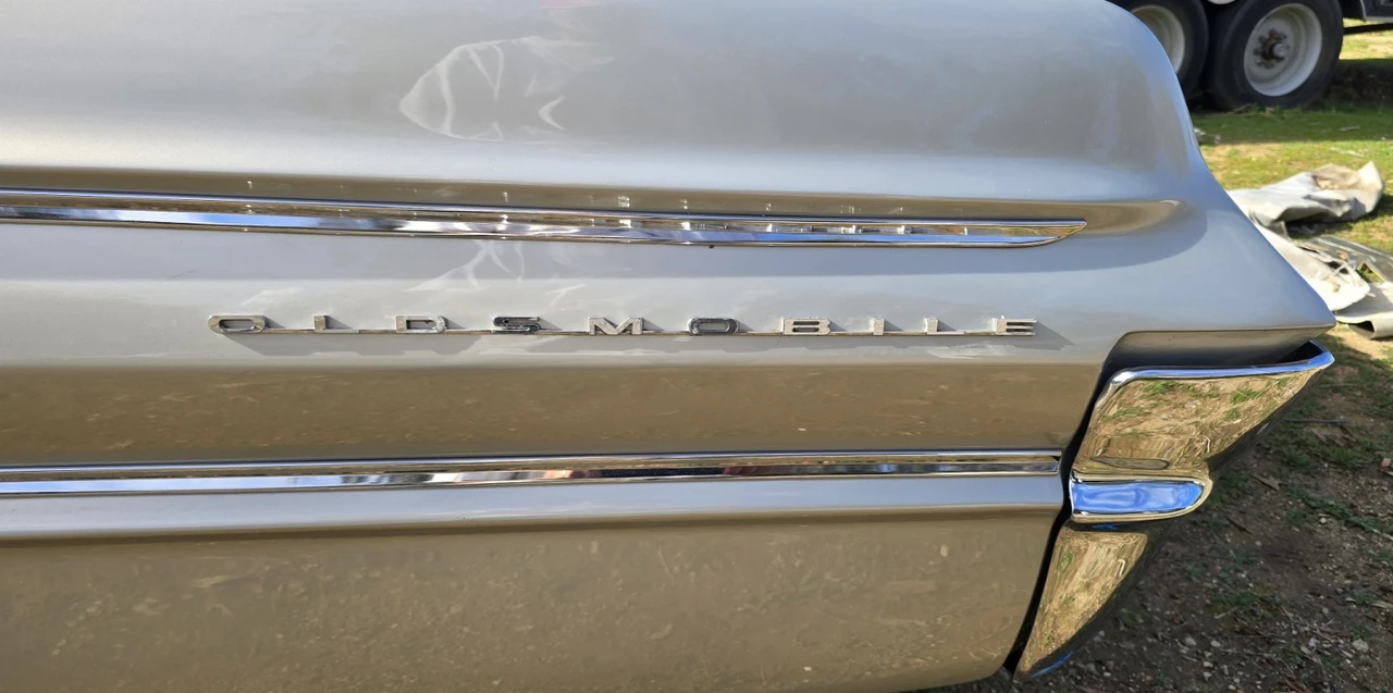 1962 Oldsmobile 98 - Image 14 of 21