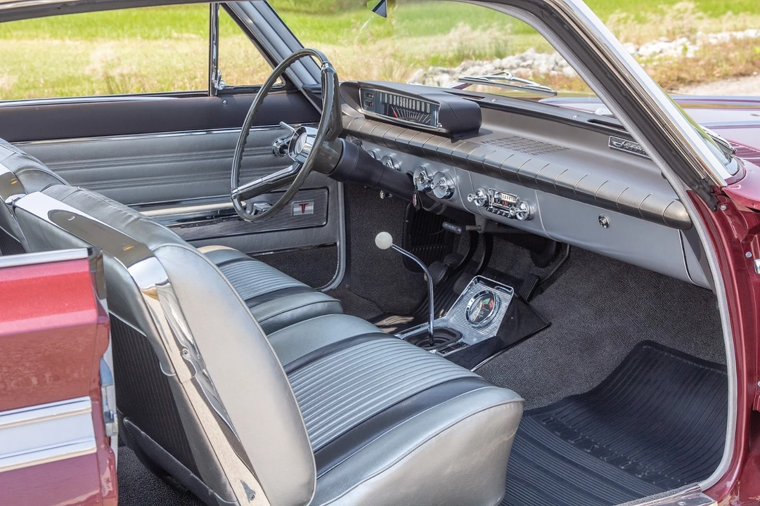 1962 Oldsmobile F-85 & Jetfire - Image 20 of 21